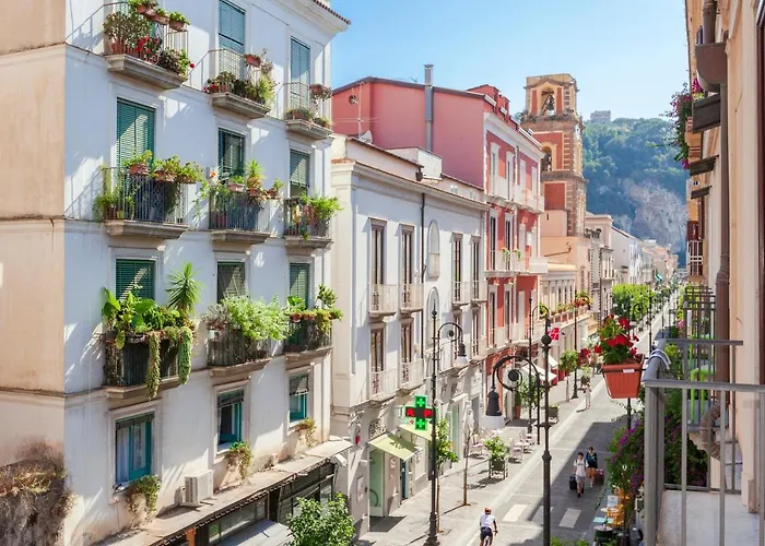 Sorrentovibes
