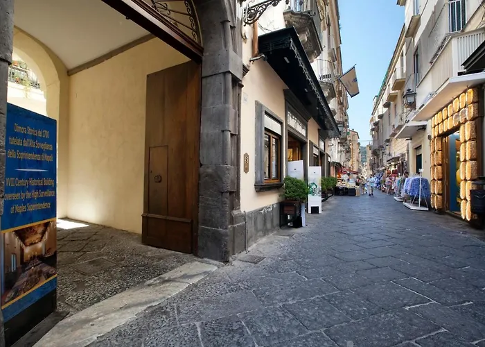 Sorrentovibes